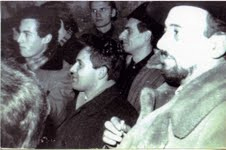 Altorjay Gábor: Aranyvasárnap. Happening, 1966. A képen jobbról balra: Erdély Miklós, dr. Végh László, Perneczky Géza.